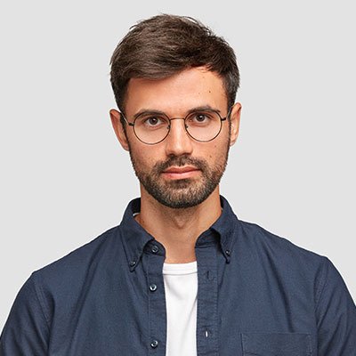 Nicolas L.
